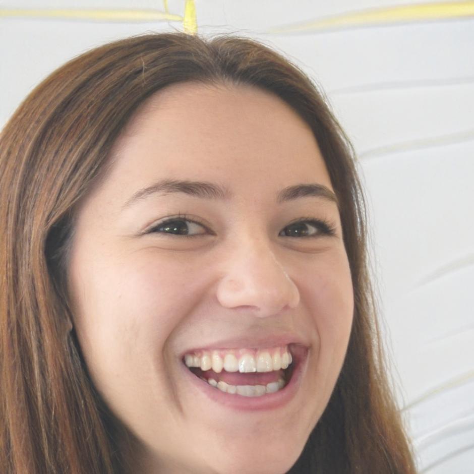 Portrait von Frieda Baumann, Workshopleiterin bei finovaralys